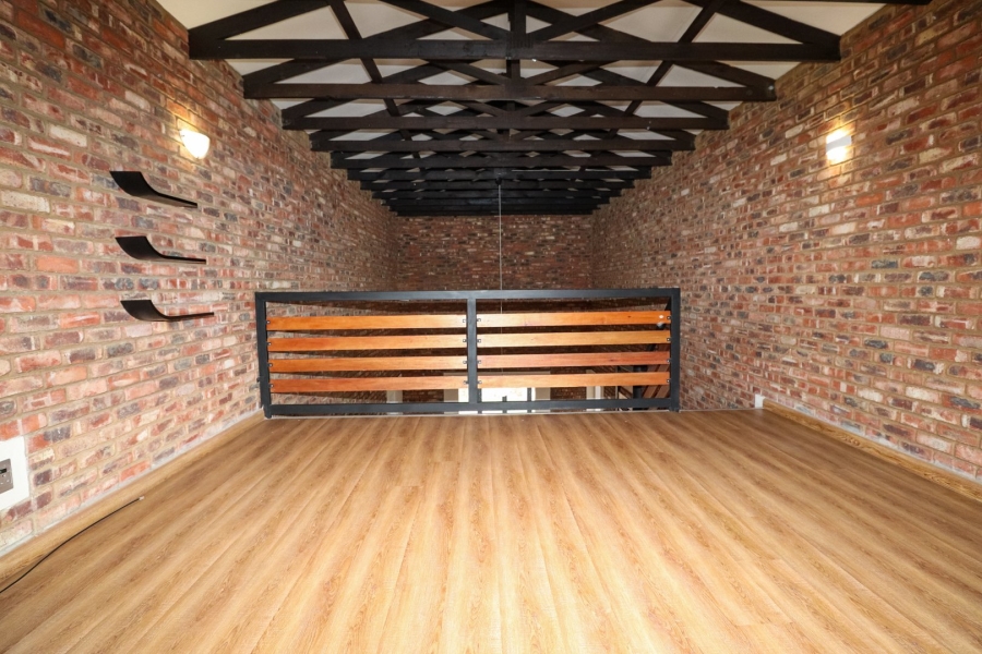 To Let 3 Bedroom Property for Rent in Flamwood North West
